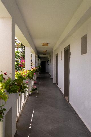 Yalipark Beach Hotel
