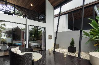 Lealands Villa By Zuzu
