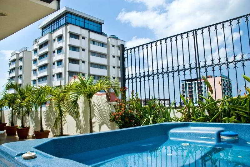 Residencial & Hotel Palazzo - Pool