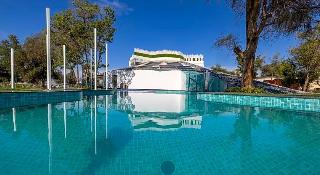 Nirvana Retreat