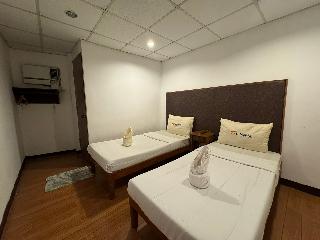 Twin Room (2 Single Beds)