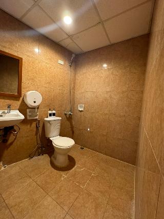 Twin Room (2 Single Beds)