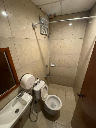 Triple Room (3 Single Beds)