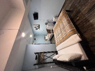 Room Room