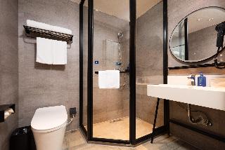 Hanting Hotel Wuhan Hongshan Plaza Subway Station