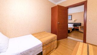 Julian Club Hotel