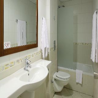 Julian Club Hotel