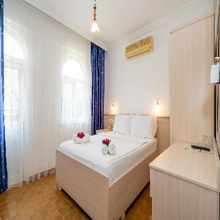 Gokcen Hotel & Apartments