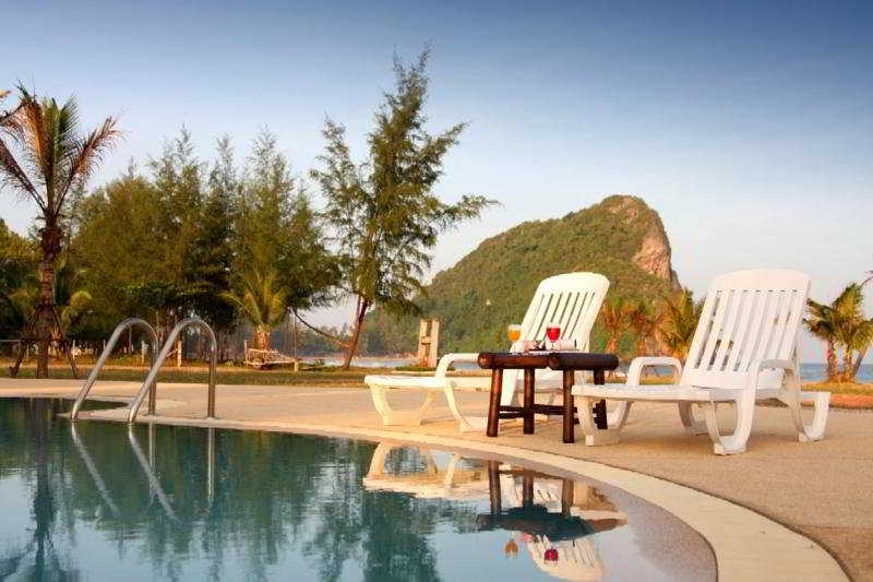 Pool thumbnail 5