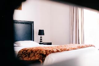 Room Room