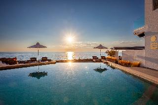 Akrotiri Olympus Luxury Suites