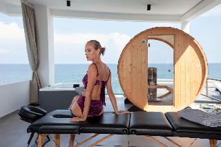 Akrotiri Olympus Luxury Suites