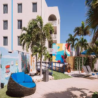 TRYP by Wyndham Aruba Adults Only Hotel