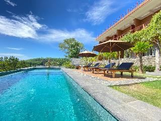 Mere Sea View Resort & Spa Nusa Penida