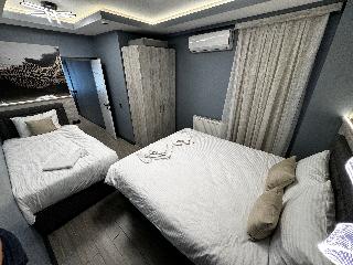 Blue Moonrise Hotel