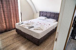 Ayya Sui̇t Hotel
