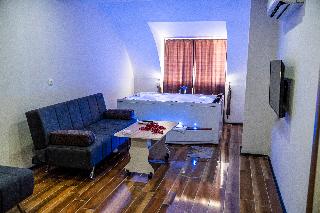 Ayya Sui̇t Hotel