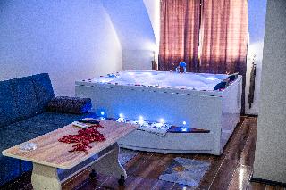 Ayya Sui̇t Hotel