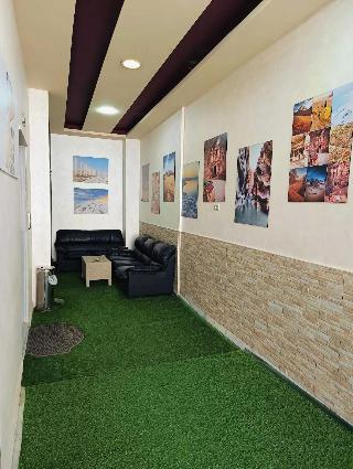 Rayan Hotel Suites