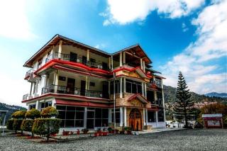 Goroomgo Sapphire Inn Bhimtal
