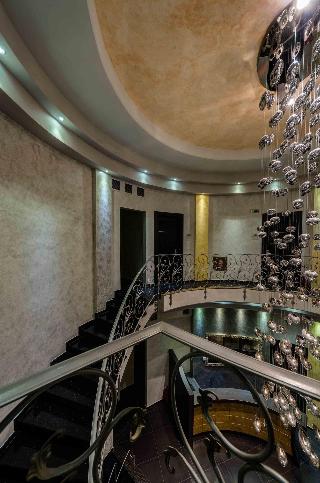 Chateau Rond Boutique Hotel & Spa