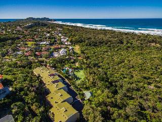 The Oasis Apartments And Treetop Houses