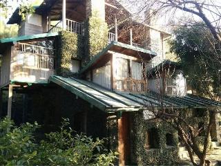 Tiaraa Monolith Lake Resort, Bhimtal