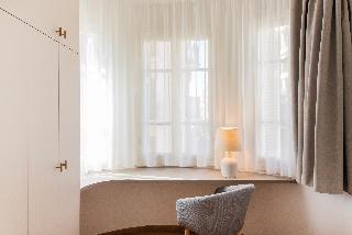Room Room