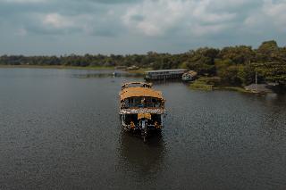 BluSalzz Villa - Muhamma, Alleppey Kerala By Zuzu