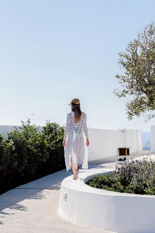 Omna Caldera Suites