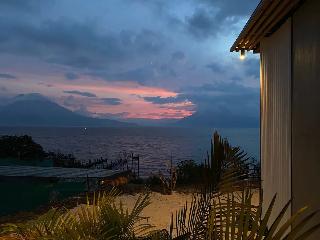 Azul Rosa Party Lodging