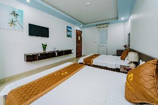 Deluxe Quadruple Room Mountain View