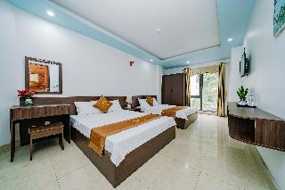 Deluxe Quadruple Room Mountain View