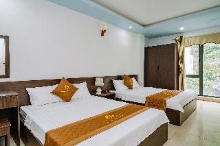 Deluxe Quadruple Room Mountain View