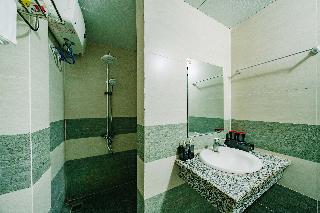 Deluxe Family Room Mountain View