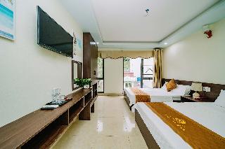Deluxe Triple Room Mountain View