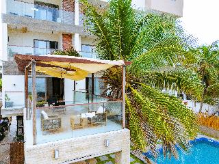 Serenity Terraces Beach, Hotel
