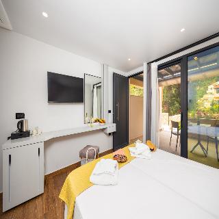 Room Room