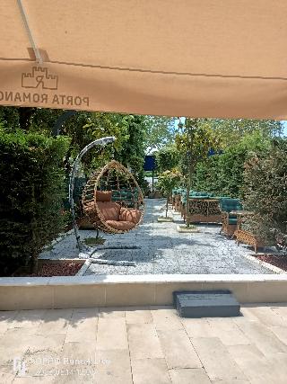 Porta Romanos Hotel