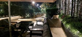 Porta Romanos Hotel