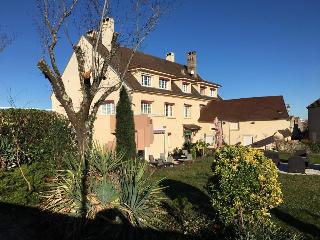 La Bonbonniere Sure Hotel Collection by BW