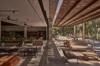 Theros All Suite Hotel