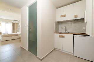 Mystery Suites And Apartments