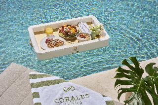 Royal Hideaway Corales Villas