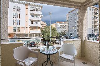 Le Marc Guesthouse