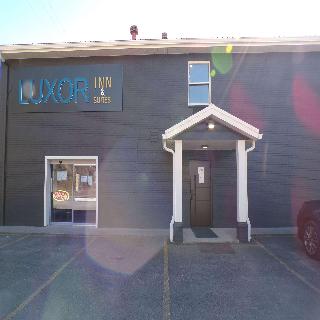 Luxor Inn & Suites A Travelodge By Wyndham