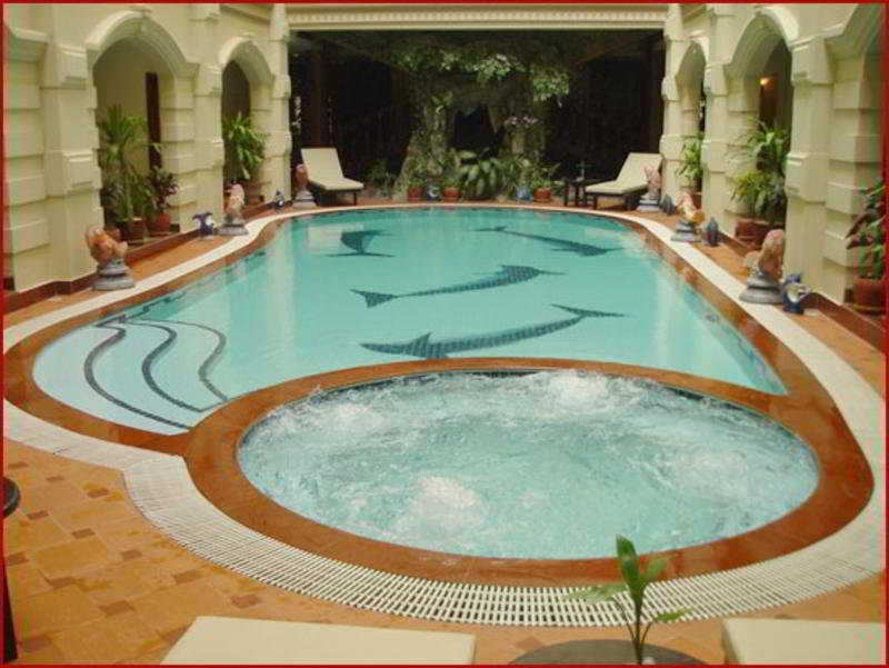 Pool
 di Majestic Oriental Hotel