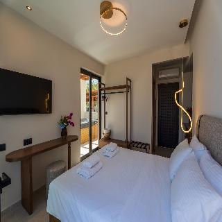 Vaya Suites