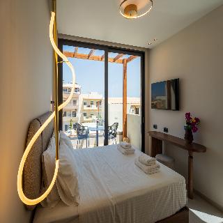 Vaya Suites