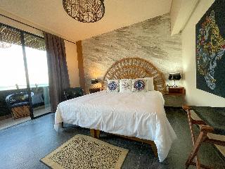 Deluxe Sea View